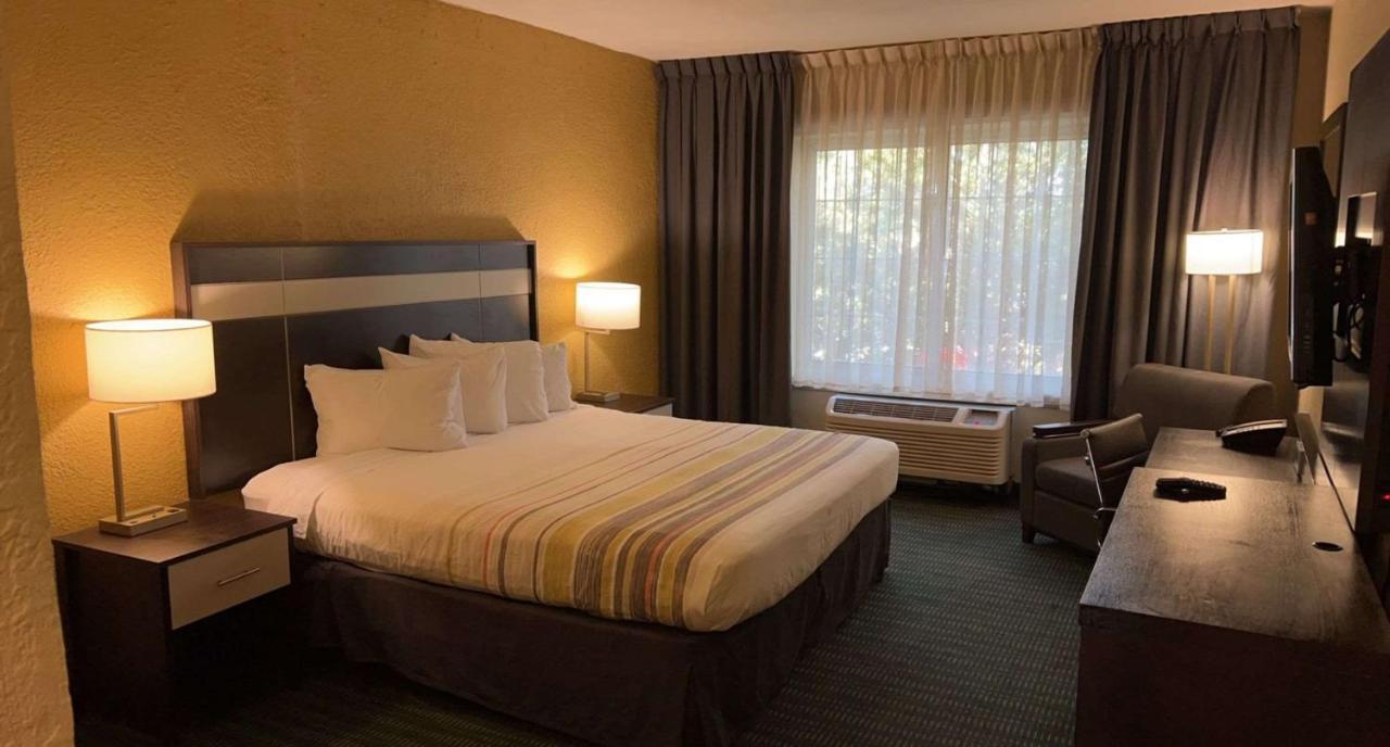 Surestay Plus Hotel By Best Western เวโรบีช ภายนอก รูปภาพ